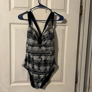 Women’s swimsuit never worn